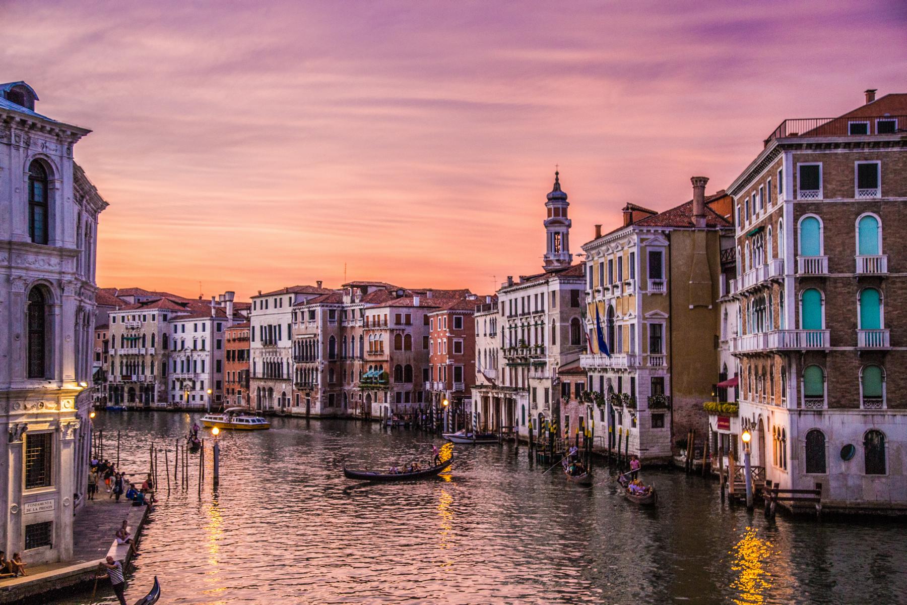 The Traghetto in Venice: why it’s a popular and affordable alternative to the expensive gondola ride